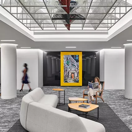 foyer siting area
