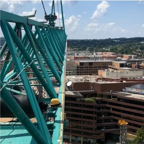 crane operating at 2050 M Street