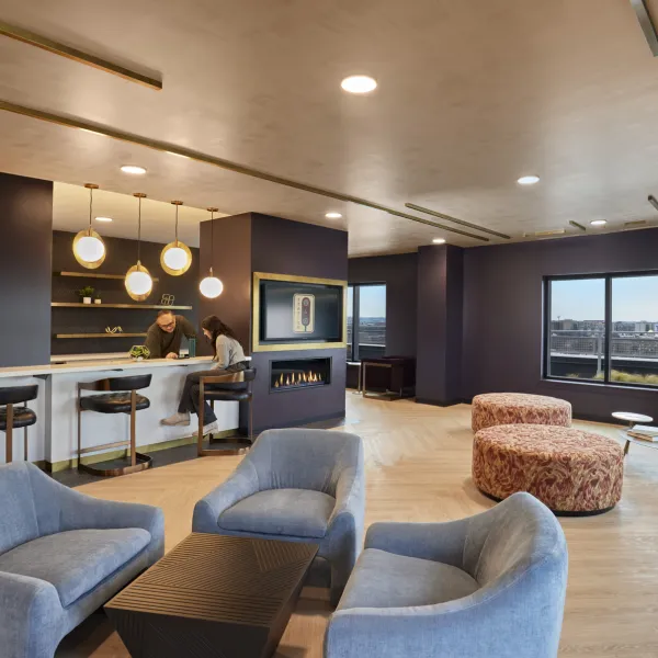 Station U&O lobby