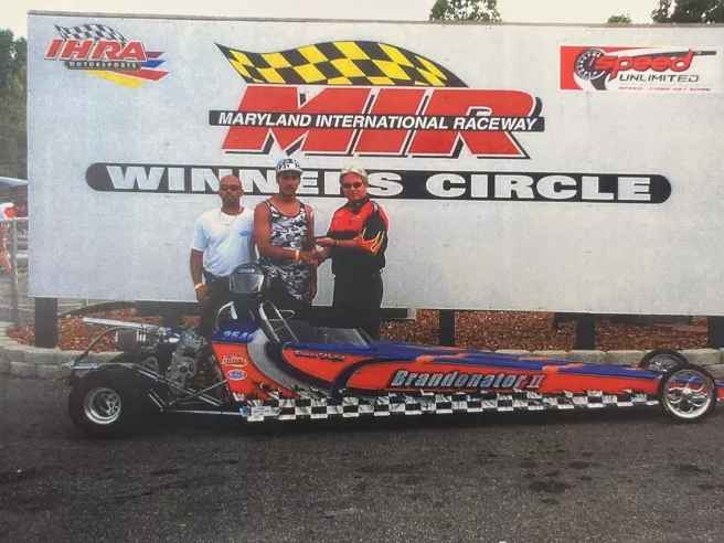 Spunky Drag racing